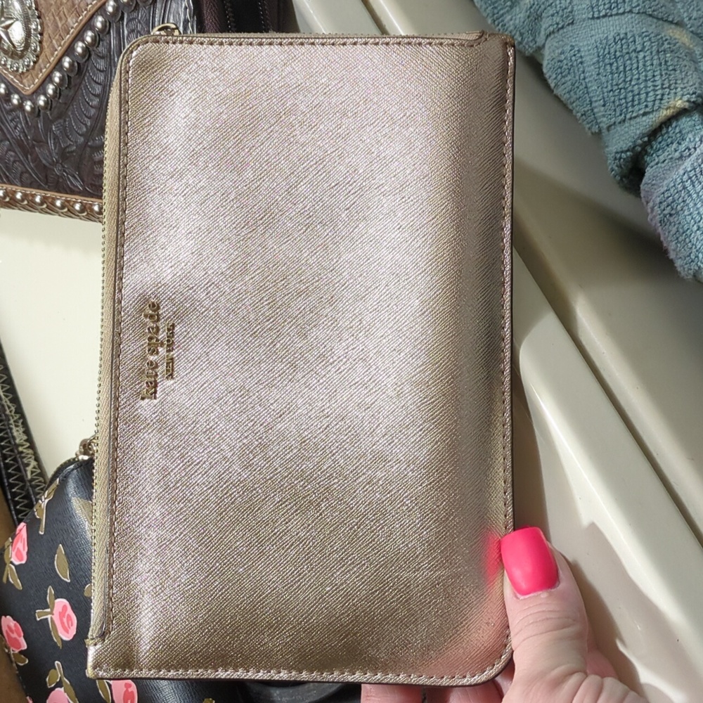 Kate Spade wristlet